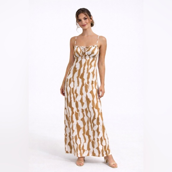 Monteau Dresses & Skirts - Brown & Ivory Abstract Print Maxi dress wedding guest poolside spring vacation